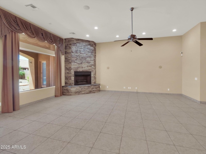20-8031 W Morten Avenue-20
