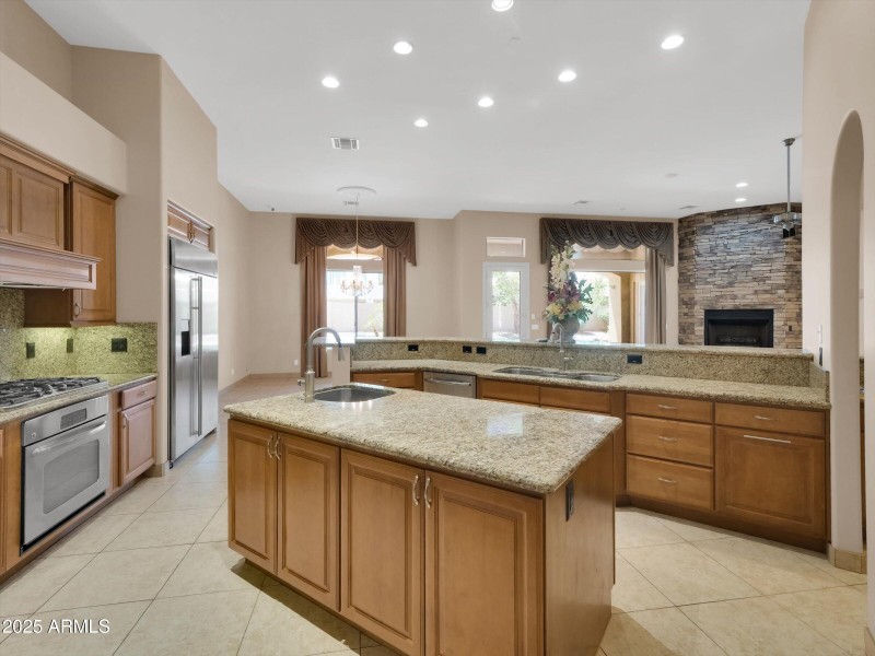 27-8031 W Morten Avenue-27