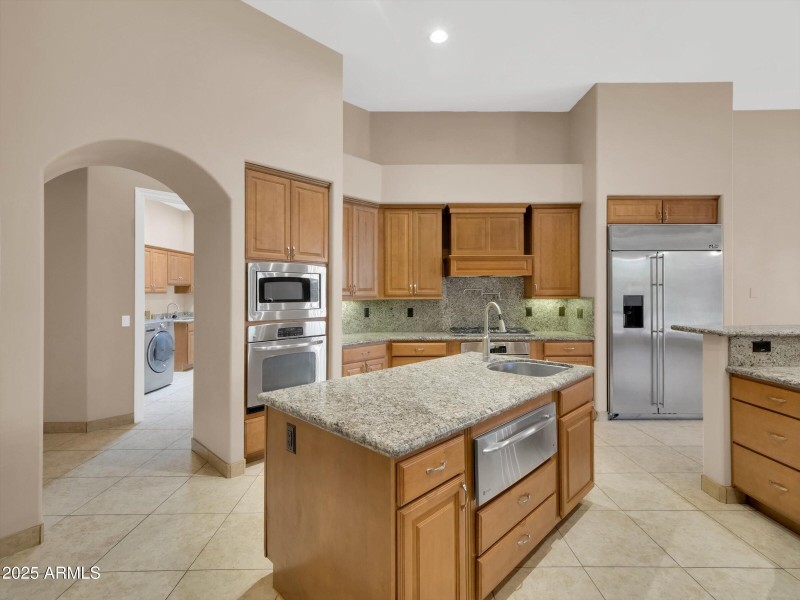 28-8031 W Morten Avenue-28