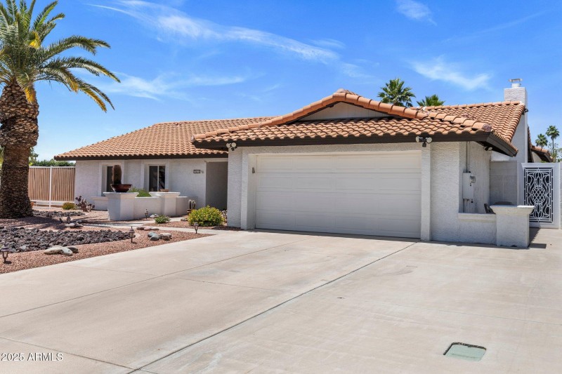 Side Yard Access with Custom Gate