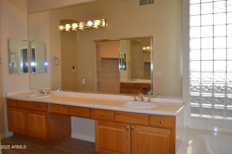 Master bath1