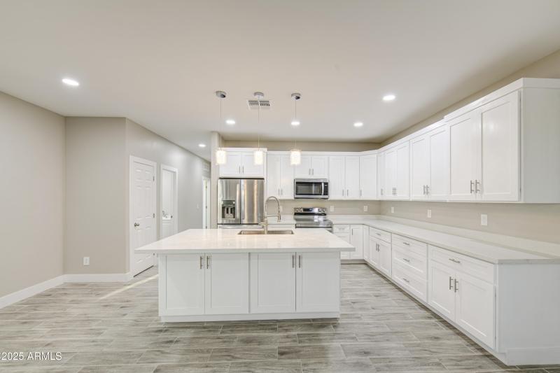 Kitchen 4