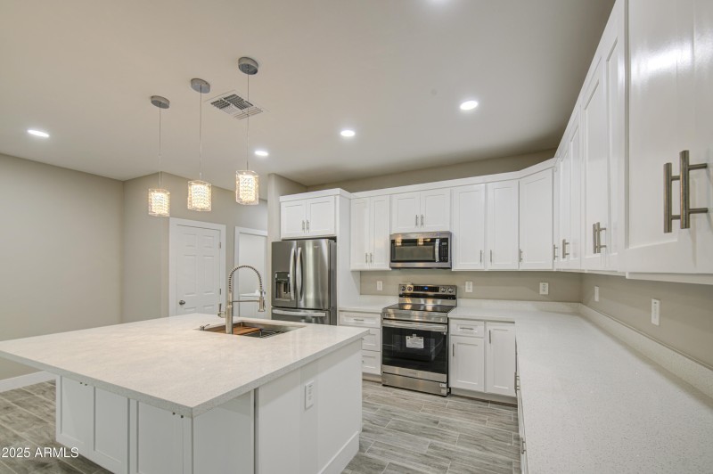 Kitchen 6