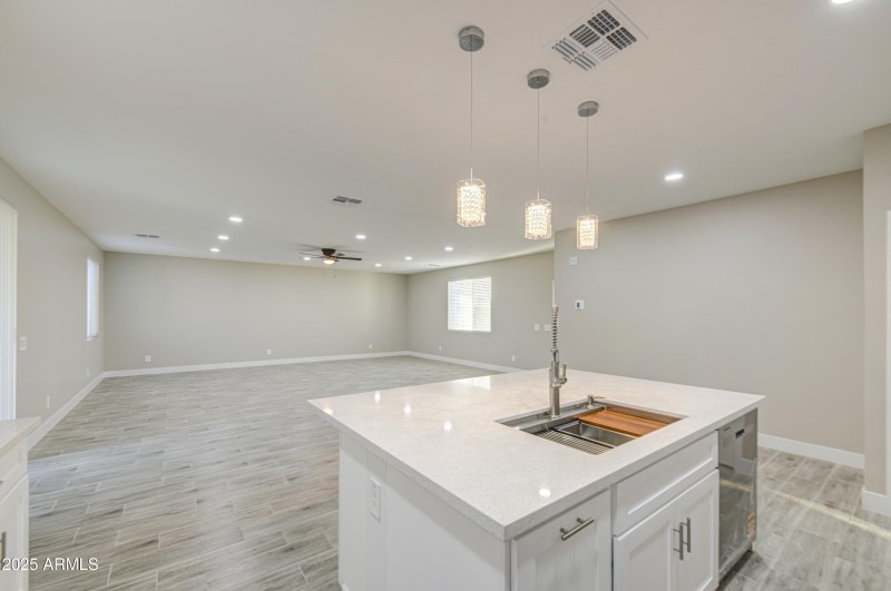 Kitchen 8