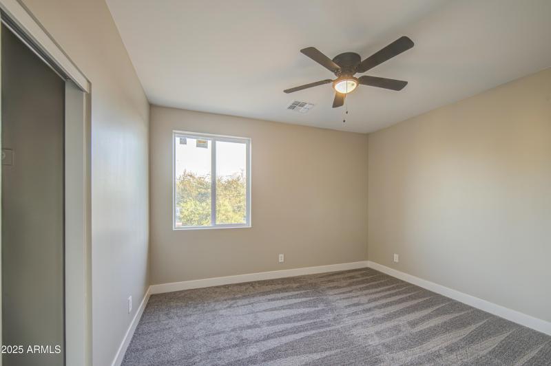 Bedroom 4-pic 1