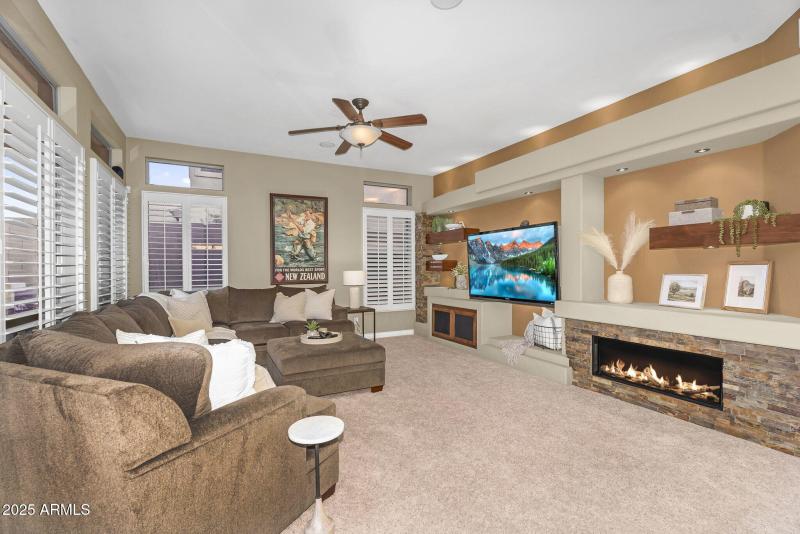 006_11-web-or-mls-6_237