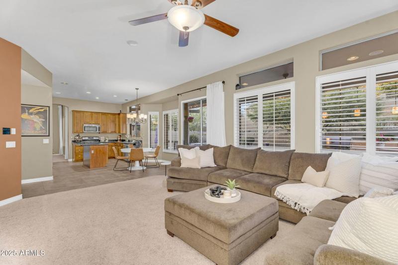 008_12-web-or-mls-7_91