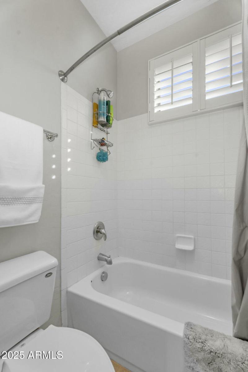 029_34-web-or-mls-31_403