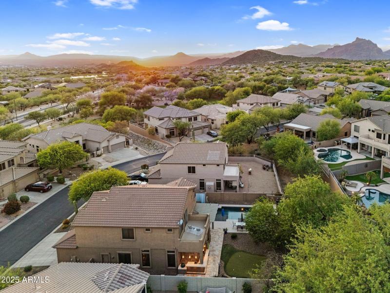 058_79-web-or-mls-dji_20250514201903_015