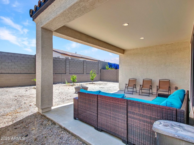 Large Backyard!
