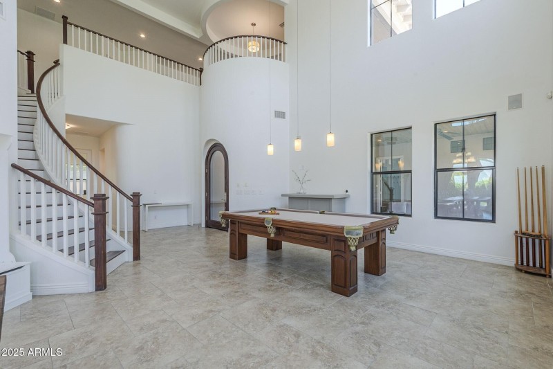 011_Pool Table