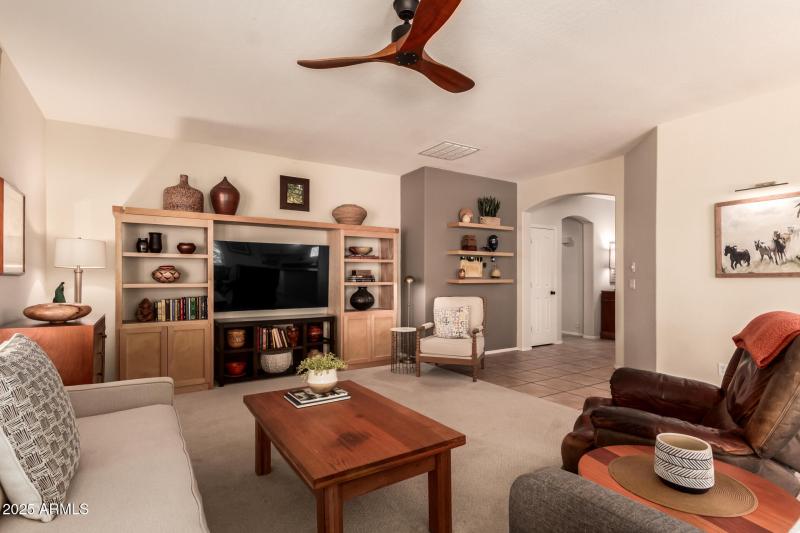 11 - Desert Honeysuckle