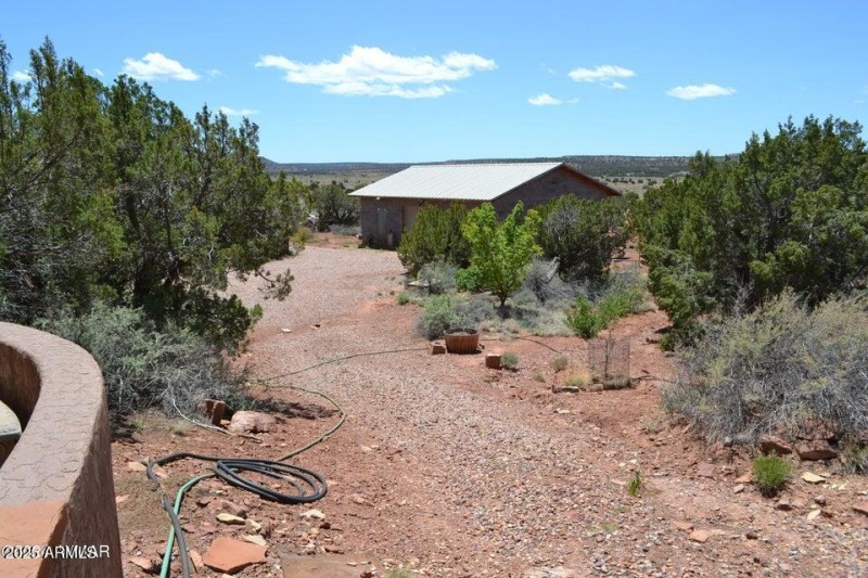 Detached Garage