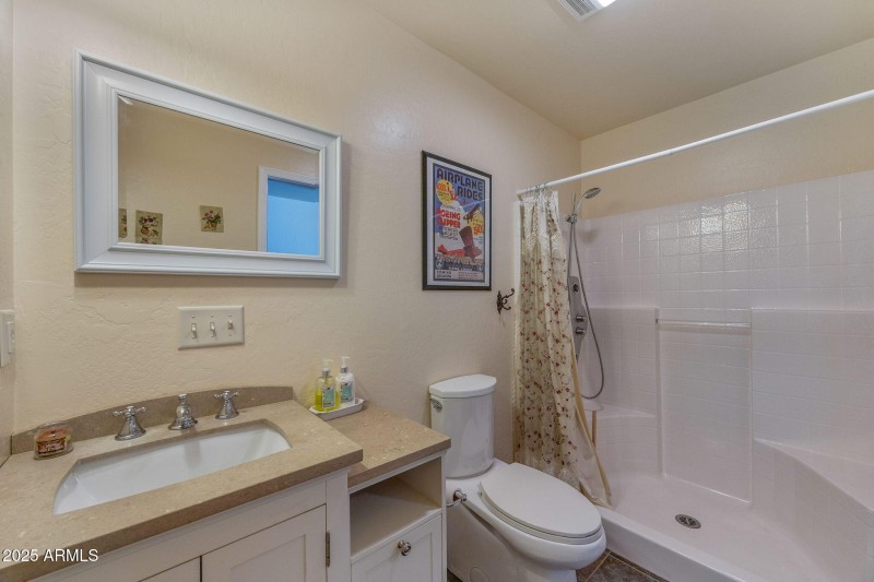 2335VoyagerCir-Overgaard-AZ-7