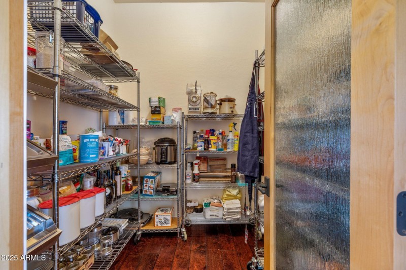 2335VoyagerCir-Overgaard-AZ-25