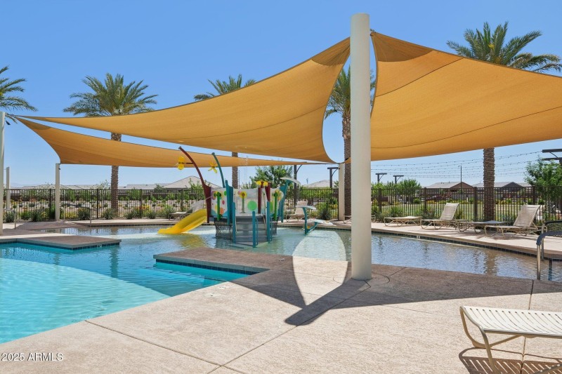 18-web-or-mls-133998 --1705-918