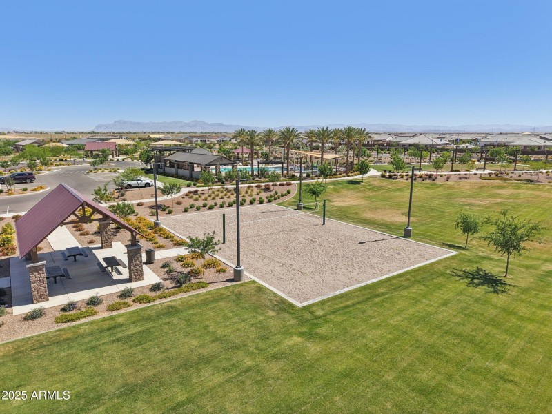 32-web-or-mls-133998 --1705-932