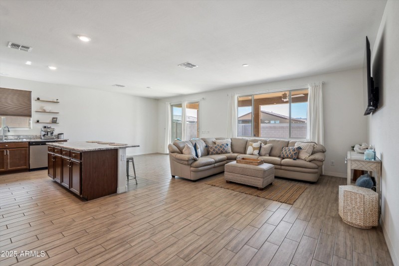10-Living Area