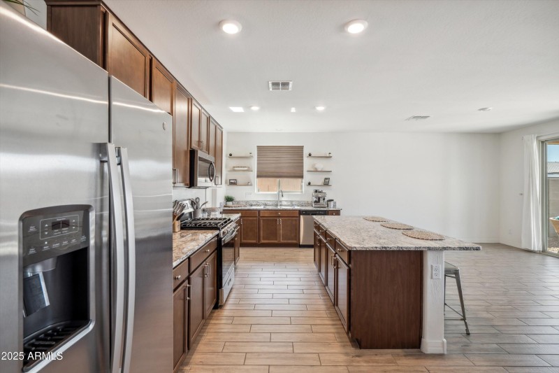 14-Kitchen
