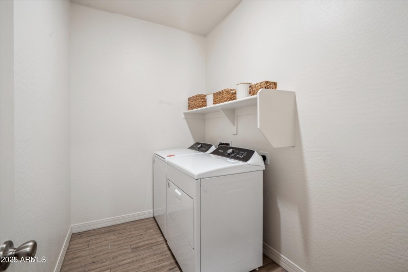 29-Laundry Room