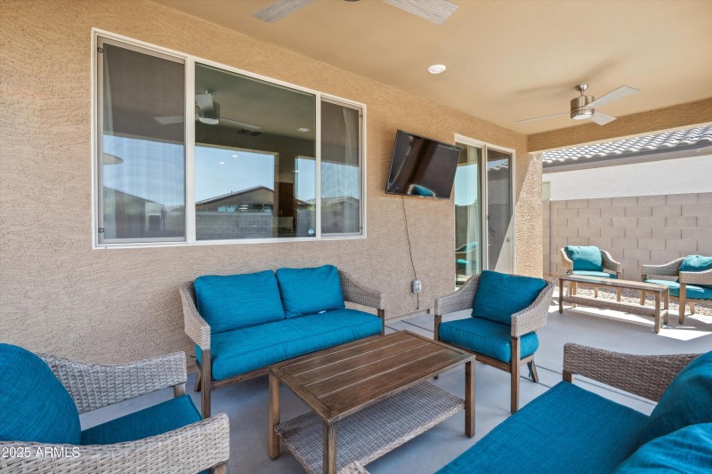30-Covered Patio