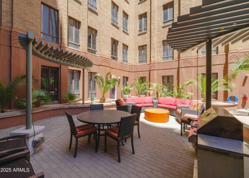 2nd Floor Courtyard