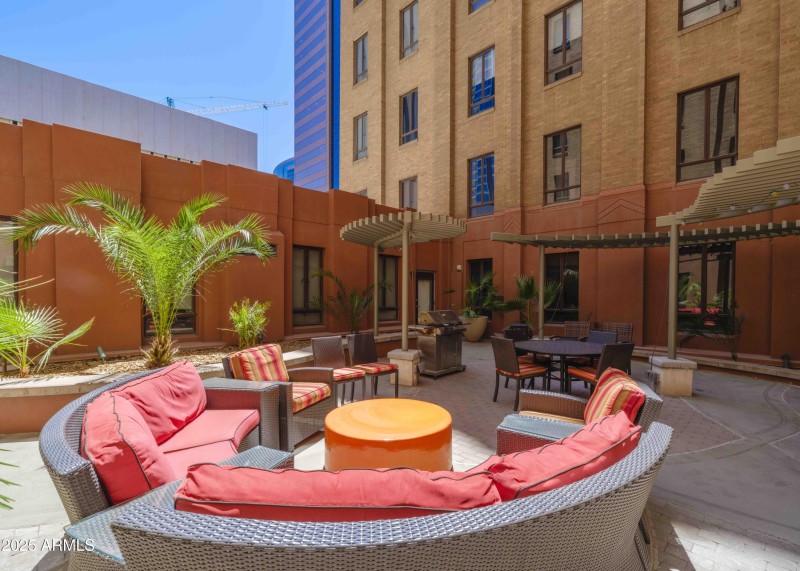2nd Floor Courtyard