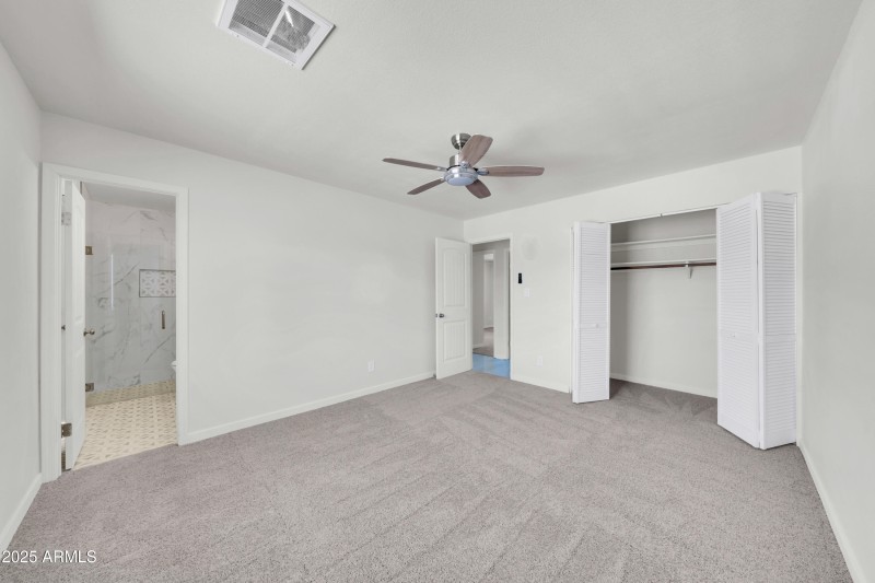 8146 N 17th Dr-14
