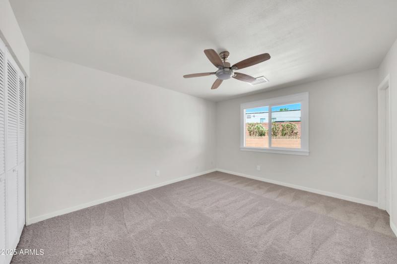 8146 N 17th Dr-17