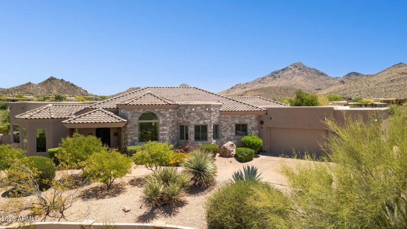 2-web-or-mls-24200-n-alma-school-rd-7