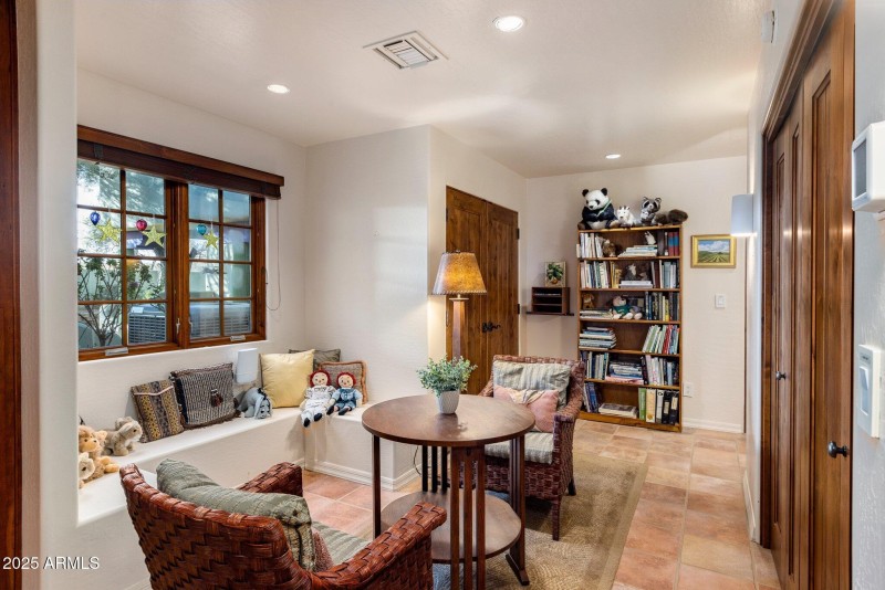 Charming and Intimate Sanctuary