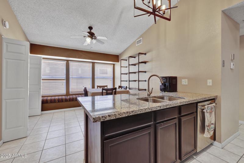 kitchen w built in window seat