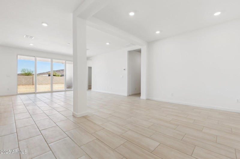 7-web-or-mls-15362-w-cottontail-ln-lot-1
