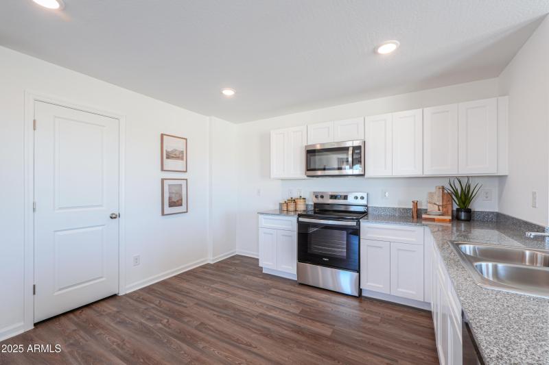 WCE - Model Kitchen (1)