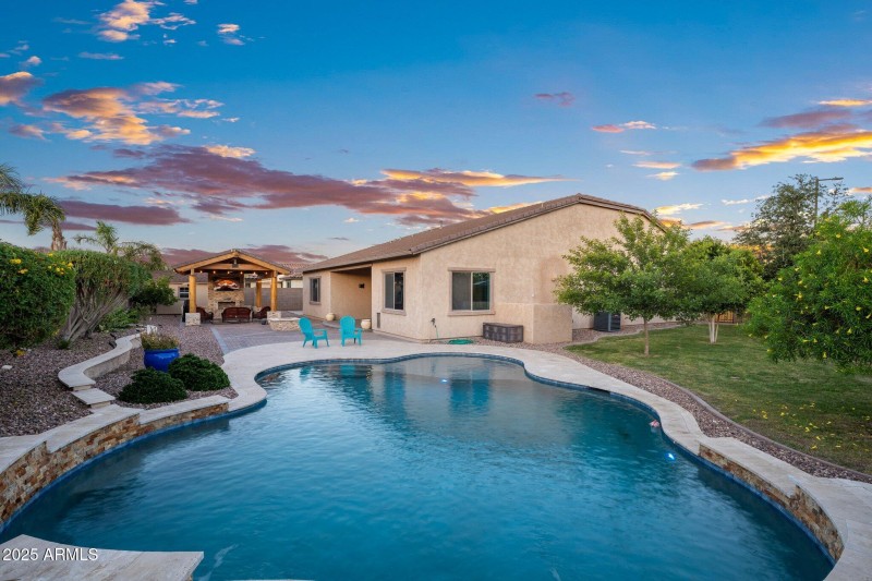 62-web-or-mls-_TMR6416