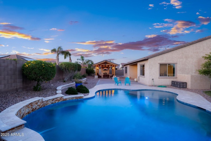 75-web-or-mls-_TMR6579