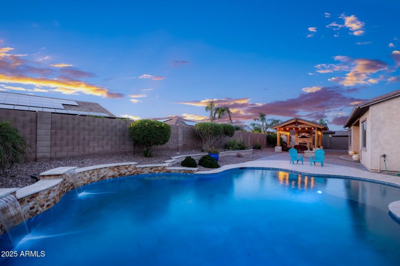 76-web-or-mls-_TMR6588