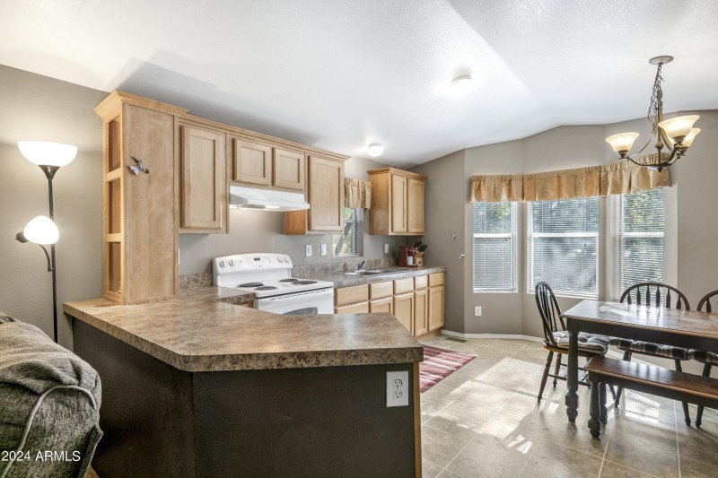 6 Kitchen