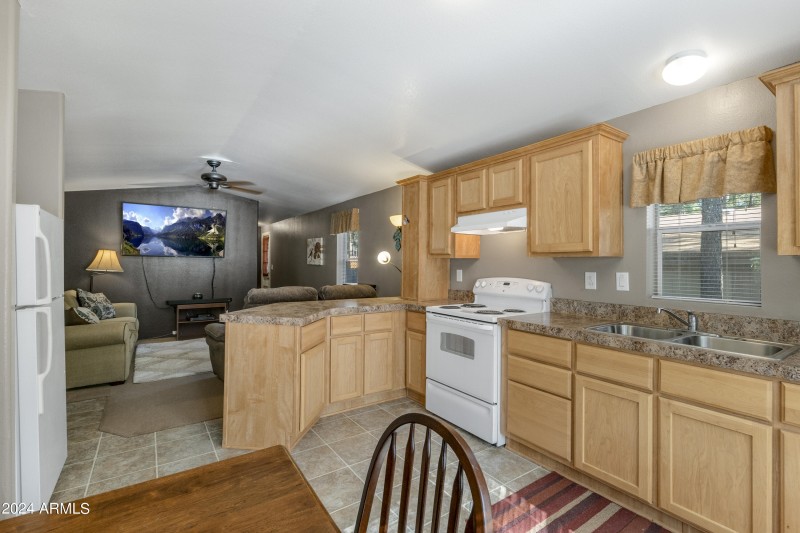 9 Kitchen
