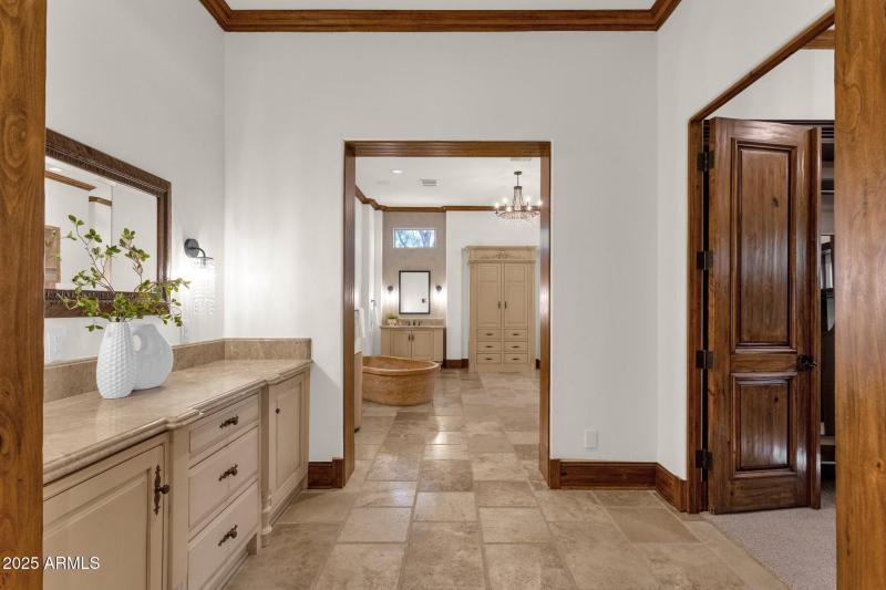 028_Primary Bedroom Beverage Bar