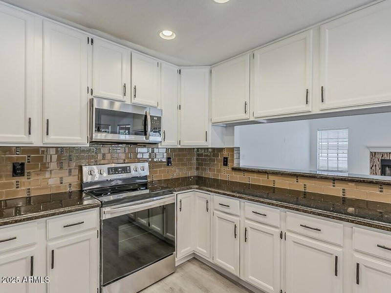 020_Kitchen Area