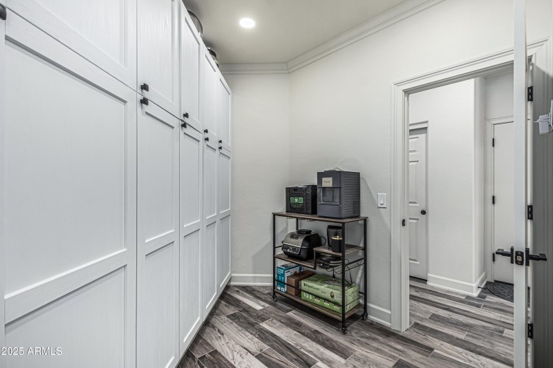 Walk-in walk-through pantry