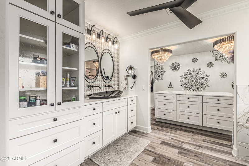 Master bathroom_1