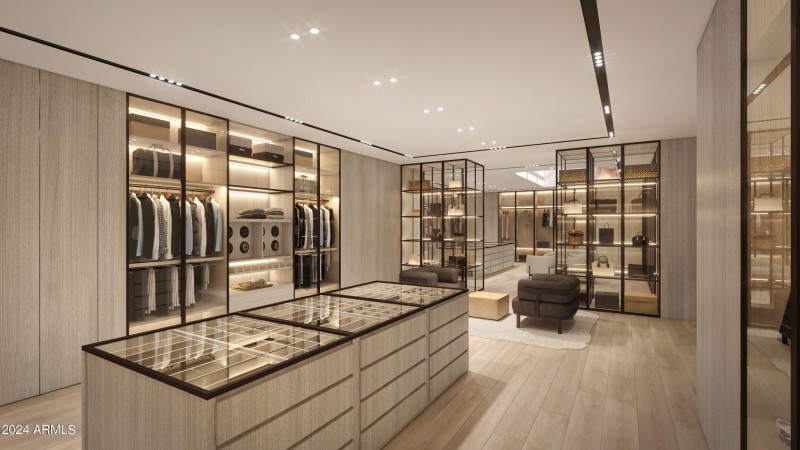 MASTER CLOSET
