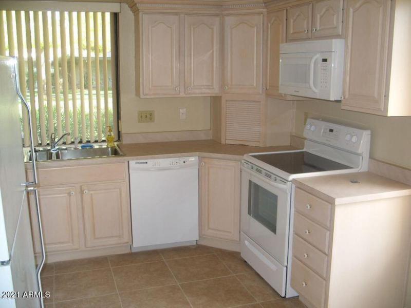 20141126225524857037000000-o