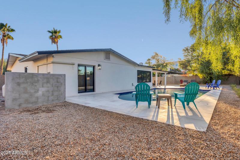 4910 E Shaw Butte Dr-44