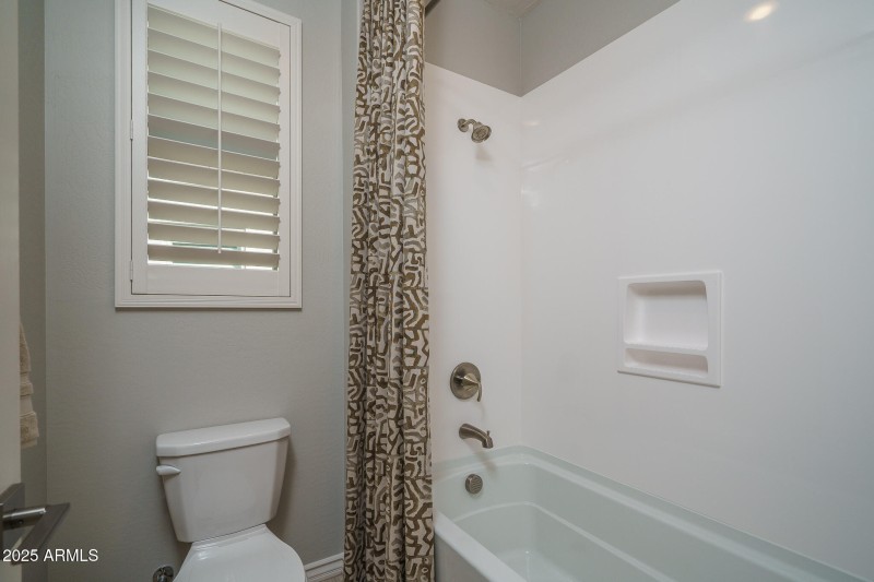 23) BATH 3