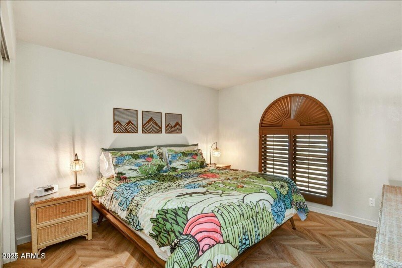 13-Bedroom 2