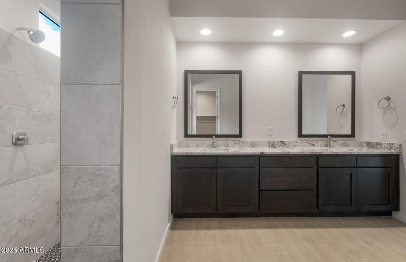 Owners Bath