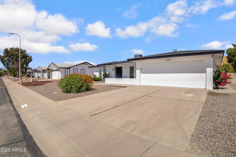 635 N 67th Pl-2